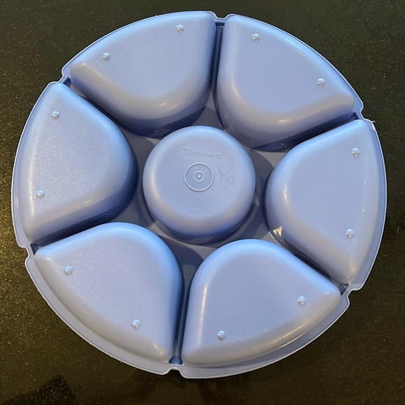 Vintage Tupperware Dusty Blue Divided Veggie / Fruit / Dip Snack Party Tray - Picture 3 of 14
